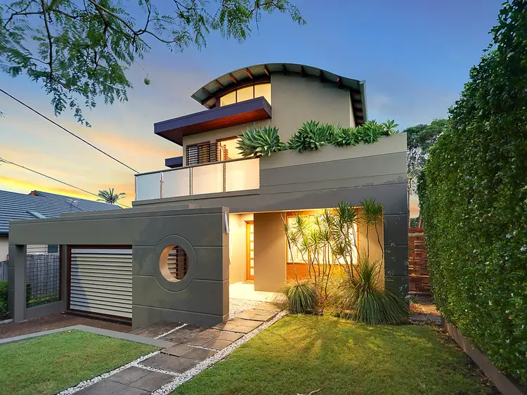 16 Neeworra Road, Northbridge NSW 2063