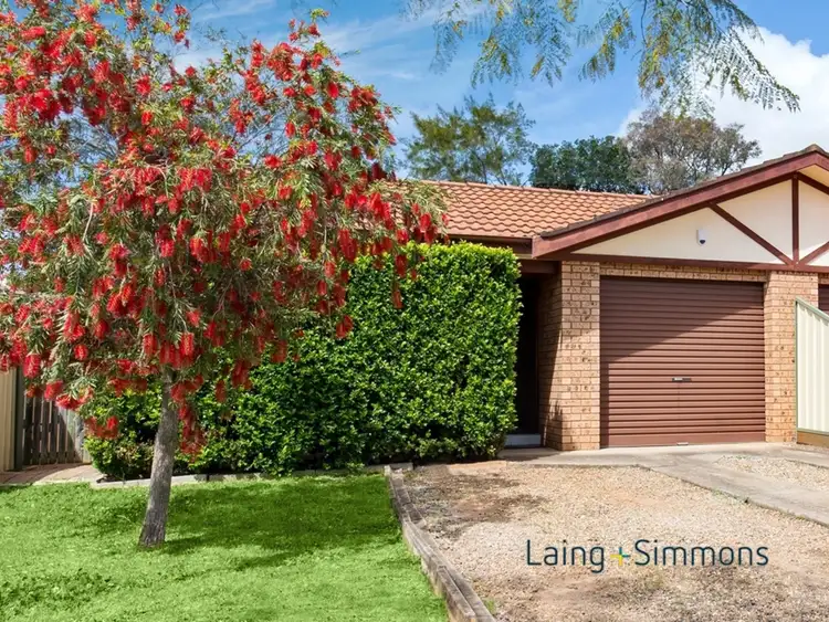 1/16 Oswald Crescent, Rosemeadow NSW 2560