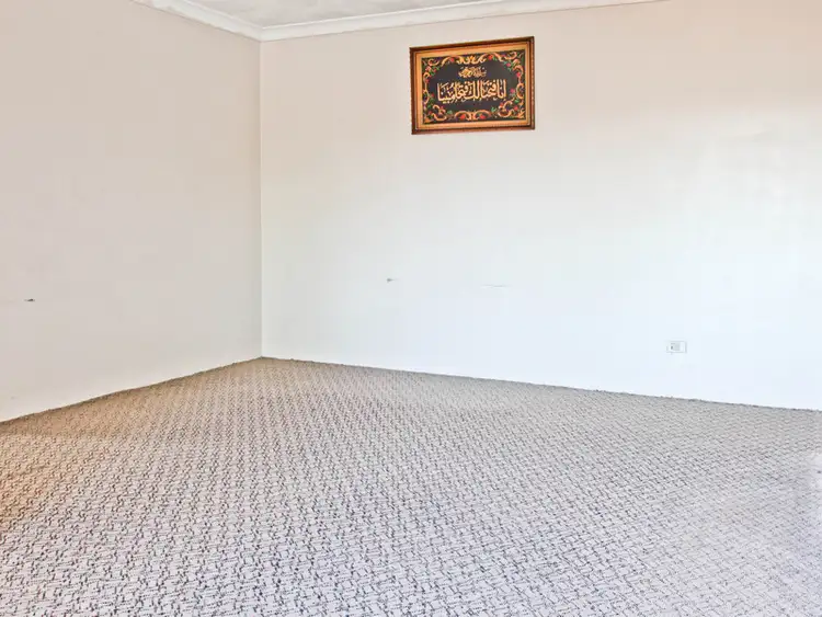 8/64 Fairmount Street, Lakemba NSW 2195