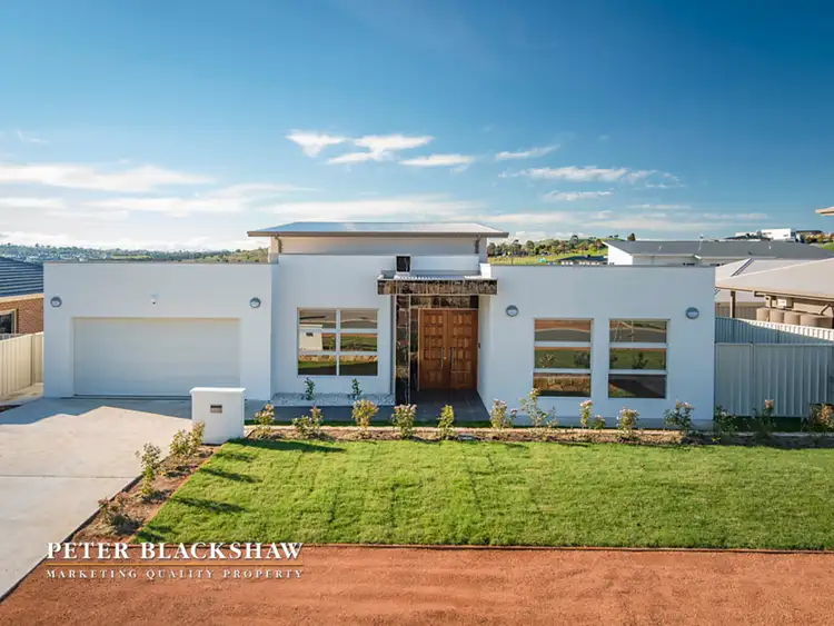 4 Geoff Bardon Street, Weston ACT 2611
