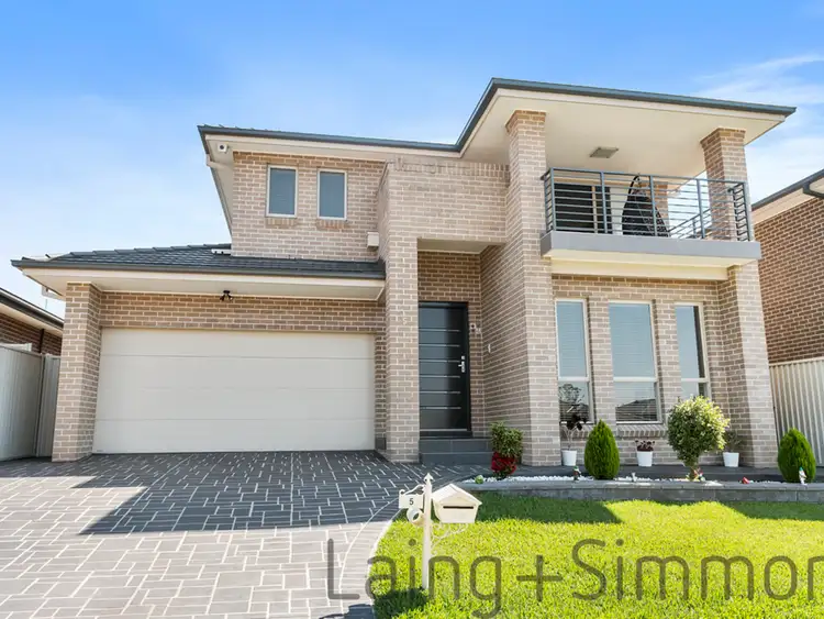 5 Bravo Street, Middleton Grange NSW 2171
