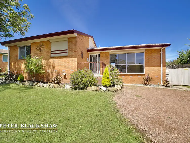 8 Boyland Close, Spence ACT 2615