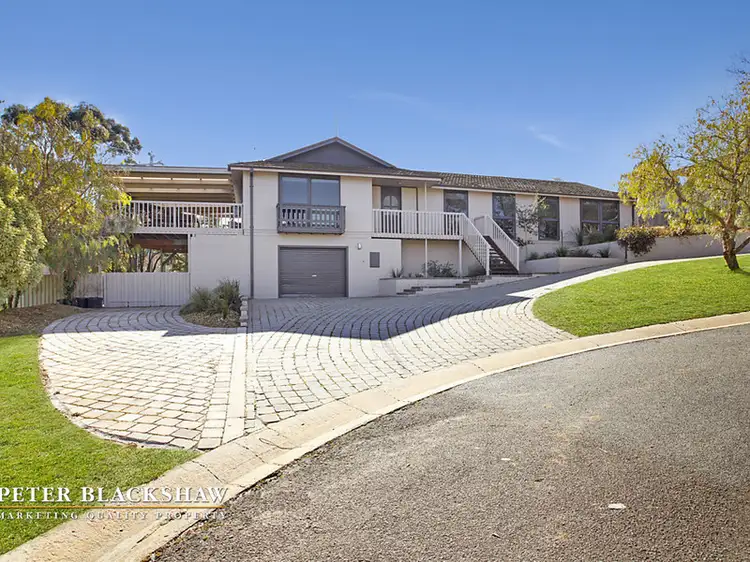6 Tong Place, Kambah ACT 2902