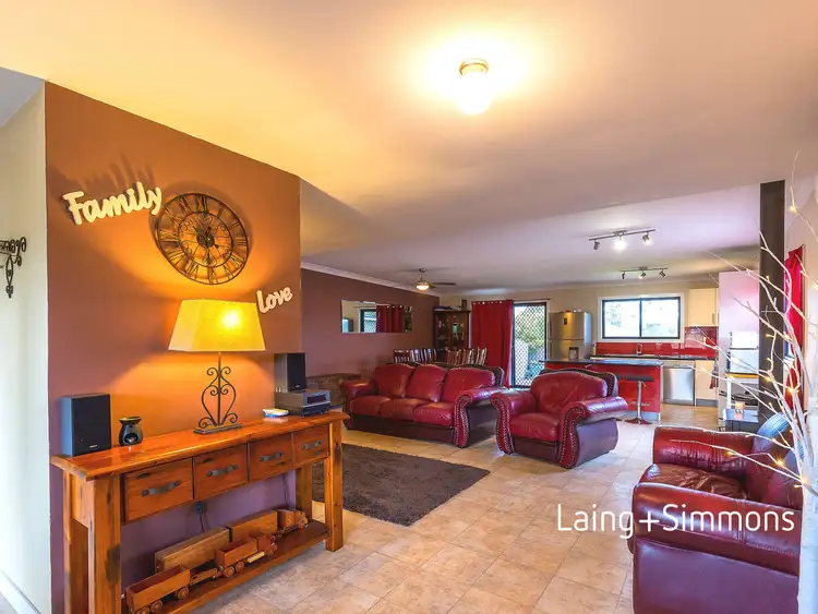 13 Lincoln Drive, Cambridge Park NSW 2747