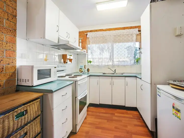 Fifth view of Homely unit listing, 8/10 Mallawa Crescent, Port Macquarie NSW 2444