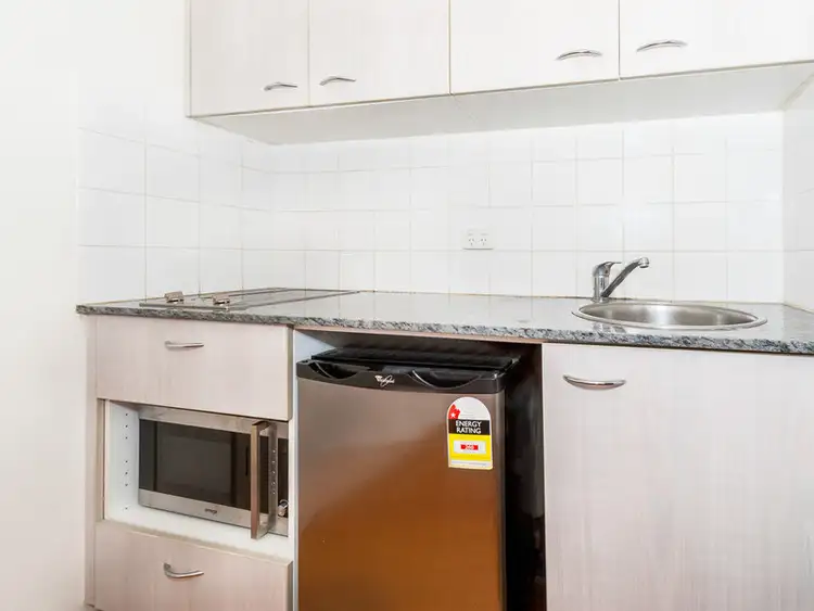 Fifth view of Homely studio listing, 18/1 McDonald Street, Potts Point NSW 2011