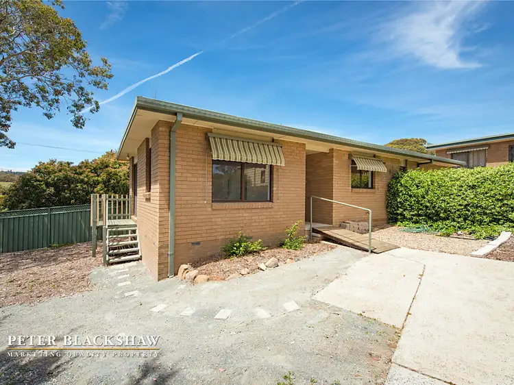 Main view of Homely semi-detached listing, 2/1A Sullivan Crescent, Wanniassa ACT 2903