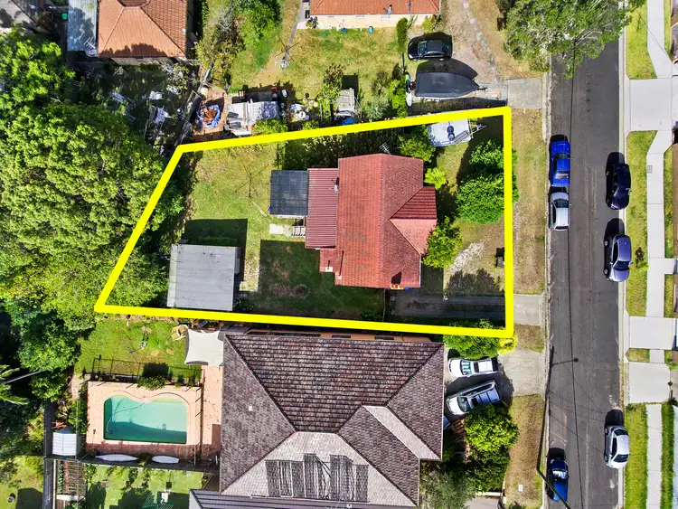 Third view of Homely house listing, 7 The Circle, Narraweena NSW 2099