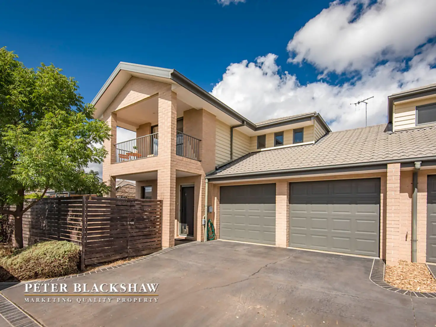Main view of Homely townhouse listing, 8/11-13 Hutchison Circuit, Crestwood NSW 2620