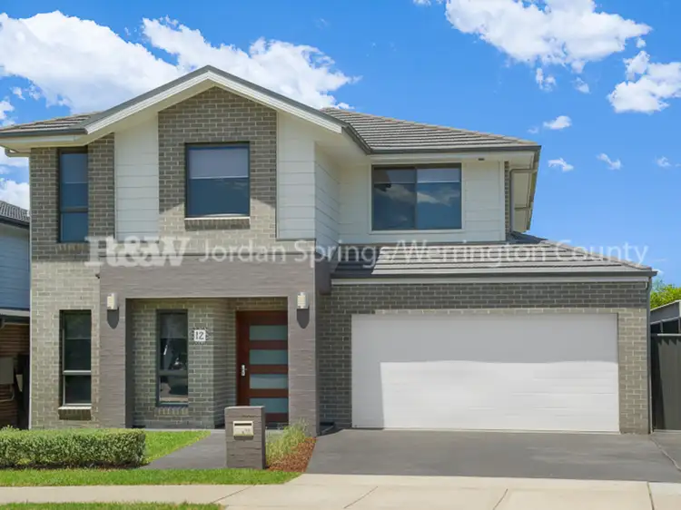 12 Bonney Crescent