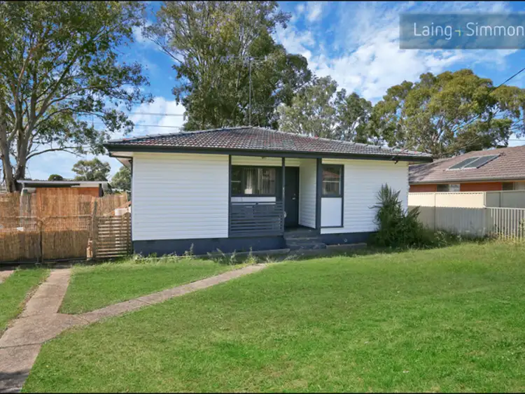 35 Manila Road, Lethbridge Park NSW 2770
