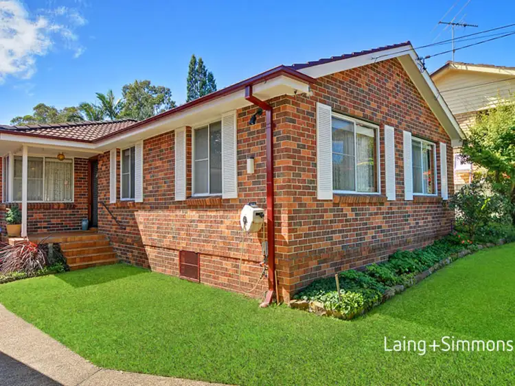 37 Meluca Crescent, Hornsby Heights NSW 2077