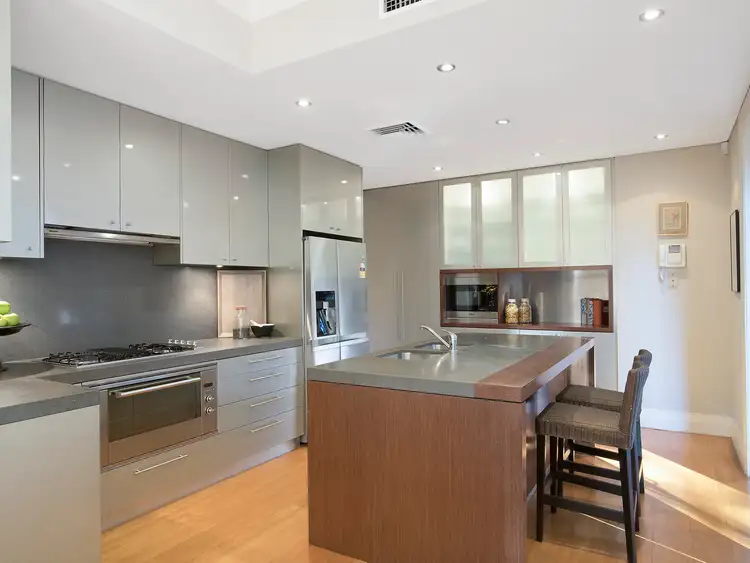 Fourth view of Homely apartment listing, 1/16-18 Etham Avenue, Darling Point NSW 2027