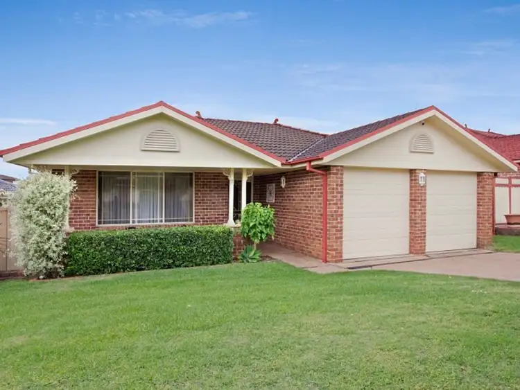 7 Camilleri Ave, Quakers Hill NSW 2763