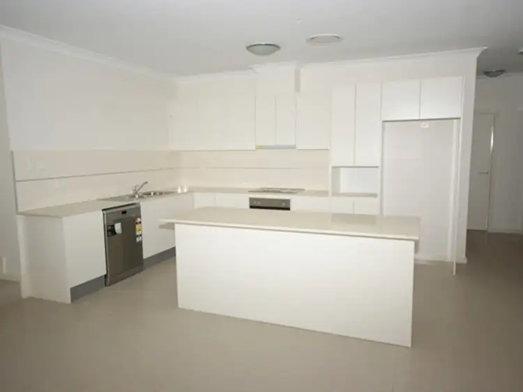 Third view of Homely villa listing, 6/300 Seven Hills Road, Kings Langley NSW 2147
