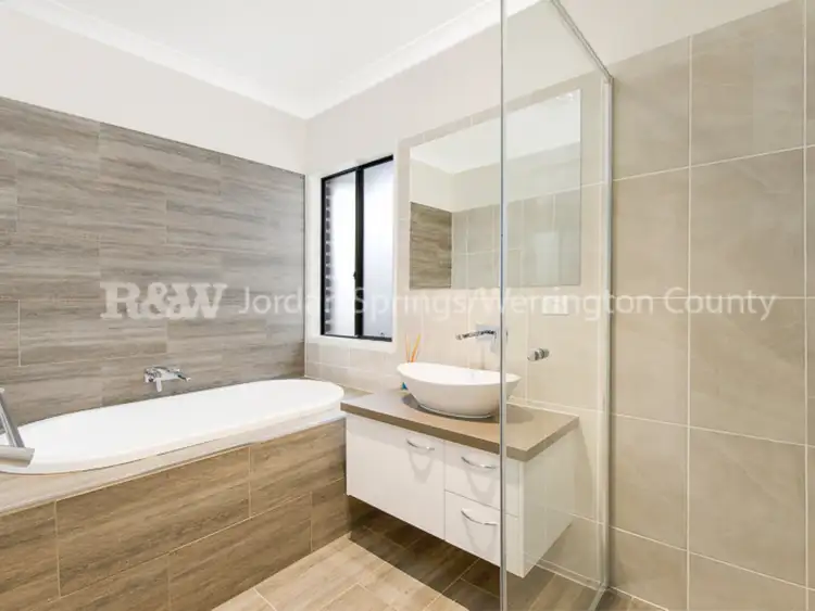 Fifth view of Homely house listing, 7 Bowral Grove, Jordan Springs NSW 2747
