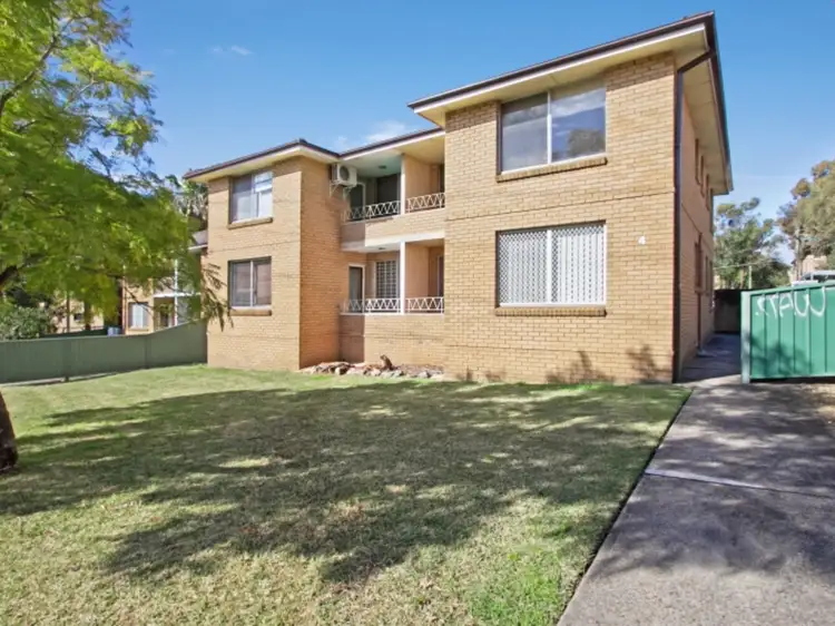 7/4 Alexandra Avenue, Westmead NSW 2145