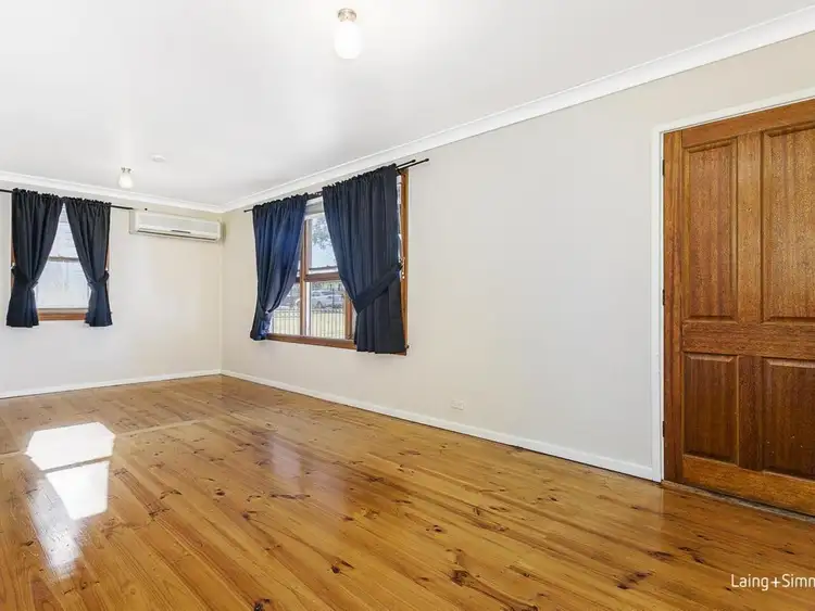 Fifth view of Homely house listing, 18 Leyte Avenue, Lethbridge Park NSW 2770