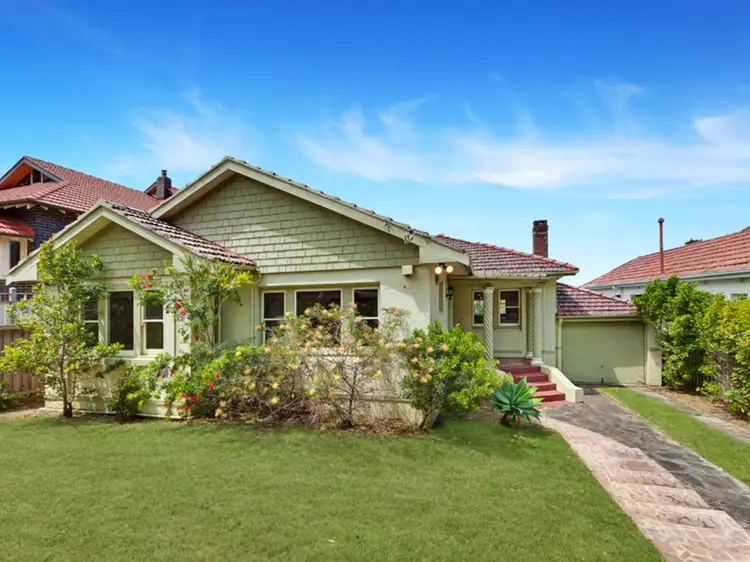 3 Weetalibah Road, Northbridge NSW 2063