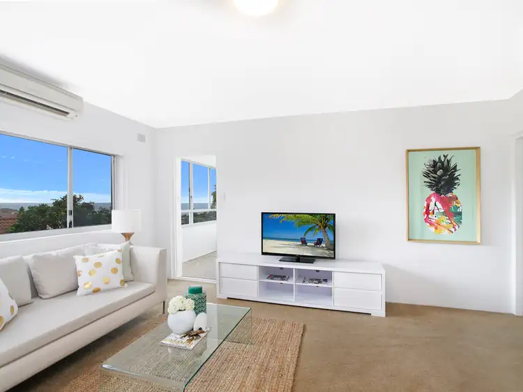 Main view of Homely unit listing, 1/8 Surfside Avenue, Clovelly NSW 2031