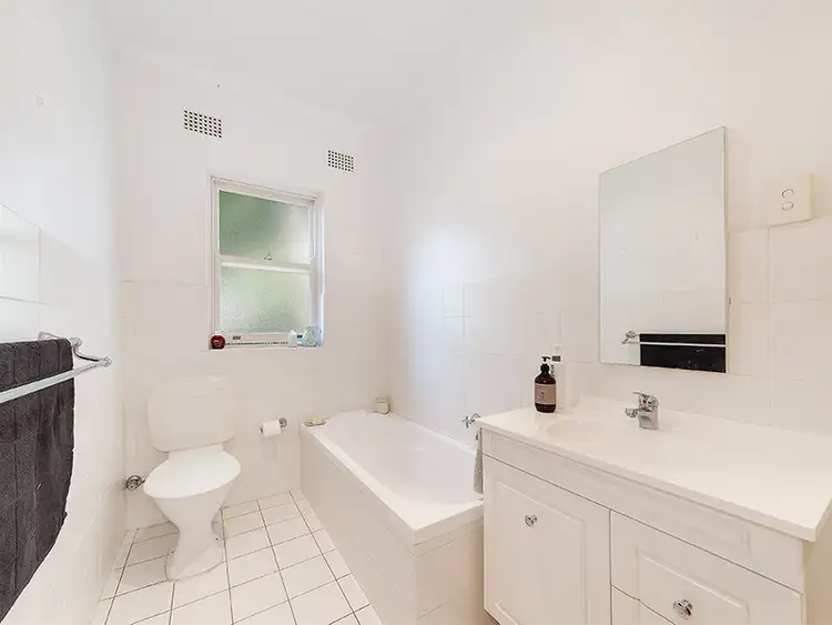 Fifth view of Homely apartment listing, 8/21 Darley Street, Neutral Bay NSW 2089