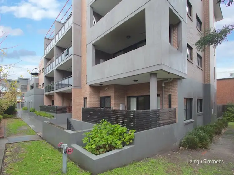 9/13 Howard Avenue, Northmead NSW 2152