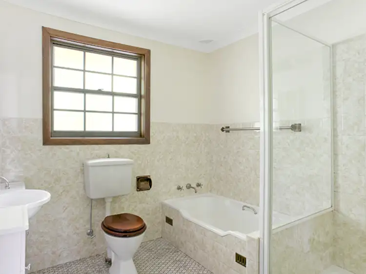 Seventh view of Homely house listing, 2 Yanko Avenue, Wentworth Falls NSW 2782
