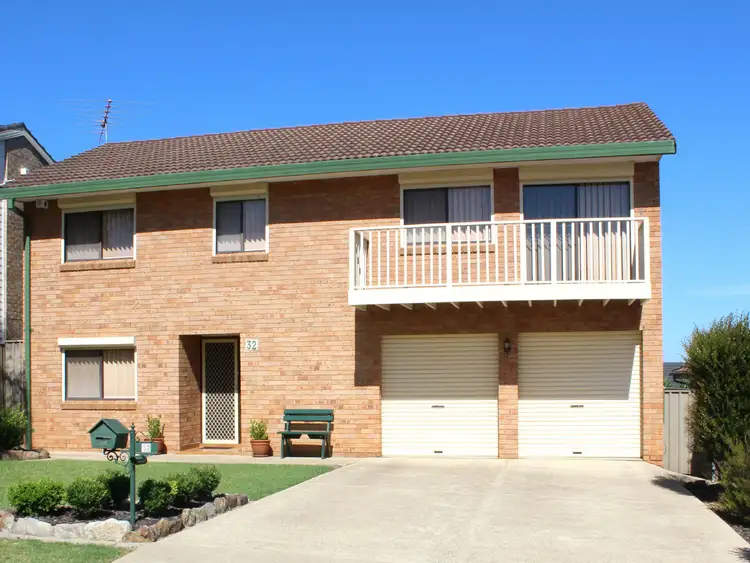32 Glen Davis Avenue, Bossley Park NSW 2176