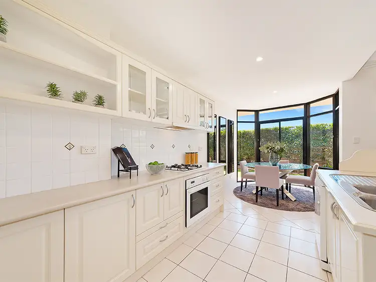 Fifth view of Homely apartment listing, 4/23-25 Eastern Valley Way, Northbridge NSW 2063