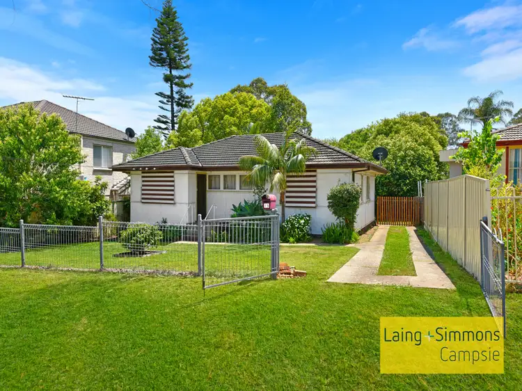 15 Thomas Avenue, Lurnea NSW 2170