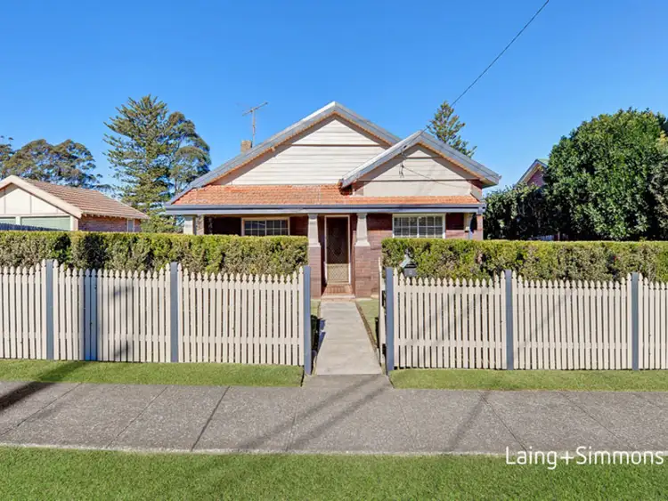 5 Pretoria Parade, Hornsby NSW 2077