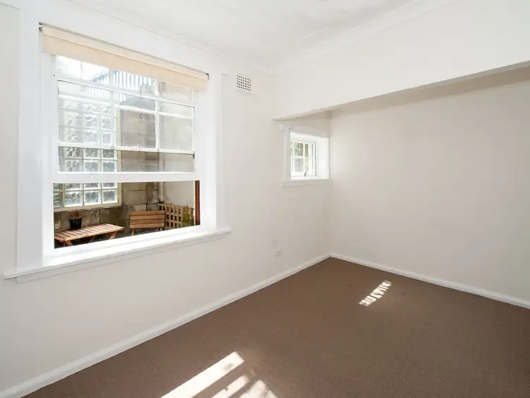Fourth view of Homely studio listing, 5/35 Roslyn Street, Potts Point NSW 2011