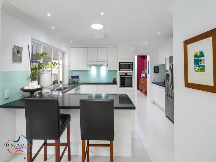 Second view of Homely house listing, 3 Falcon Avenue, Thornlands QLD 4164