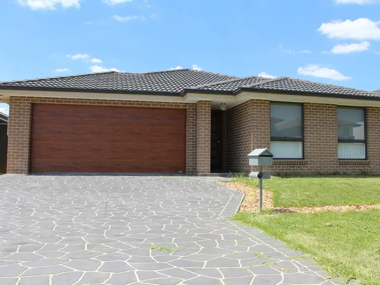 9 Venturer Parade, Leppington NSW 2179