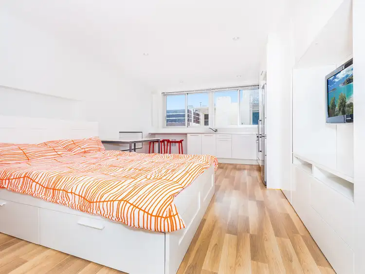 Third view of Homely studio listing, 409/5 Ward Avenue, Potts Point NSW 2011