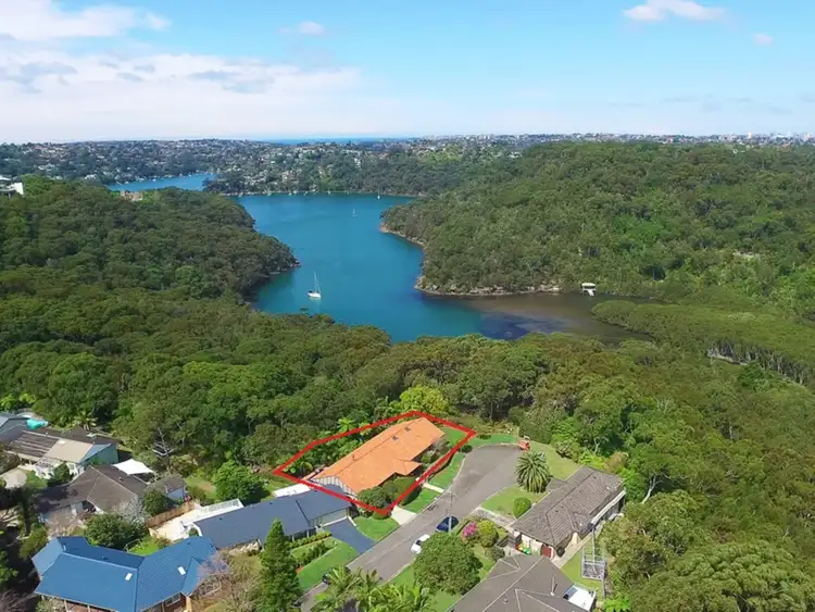 6 Mannerim Place, Castle Cove NSW 2069