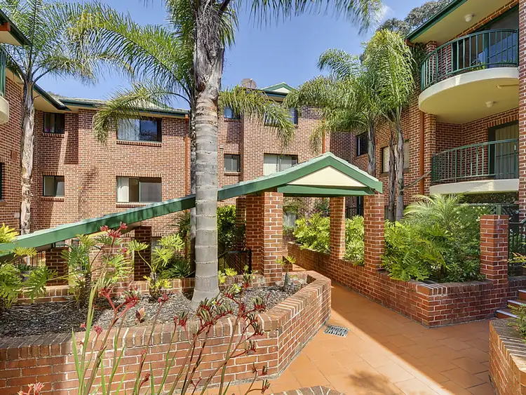 13/28-32 Bridge Road, Hornsby NSW 2077