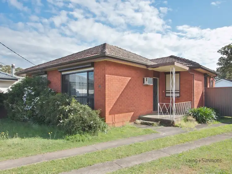 15 Cluden Close, Toongabbie NSW 2146