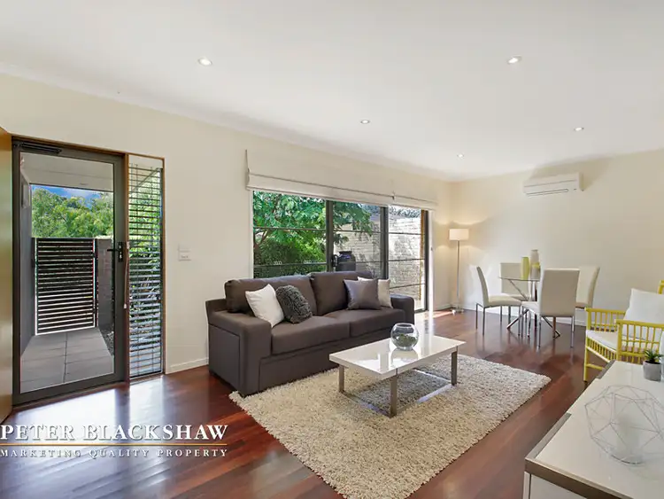 2/11 Mathieson Crescent, Weetangera ACT 2614