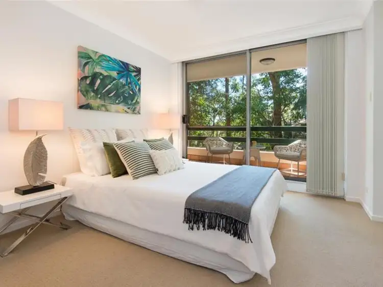 Third view of Homely apartment listing, 2/13-15 Greenwich Road, Greenwich NSW 2065