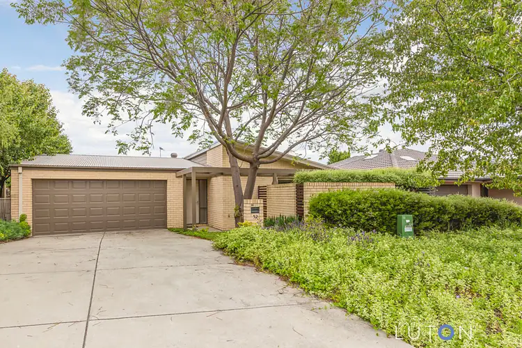 52 Mary Kitson Street, Watson ACT 2602