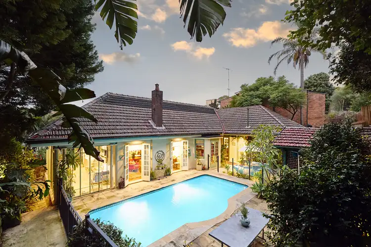 15 Manning  Road