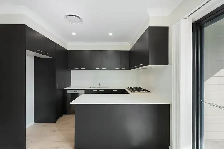 9 White Oak, Tahmoor NSW 2573