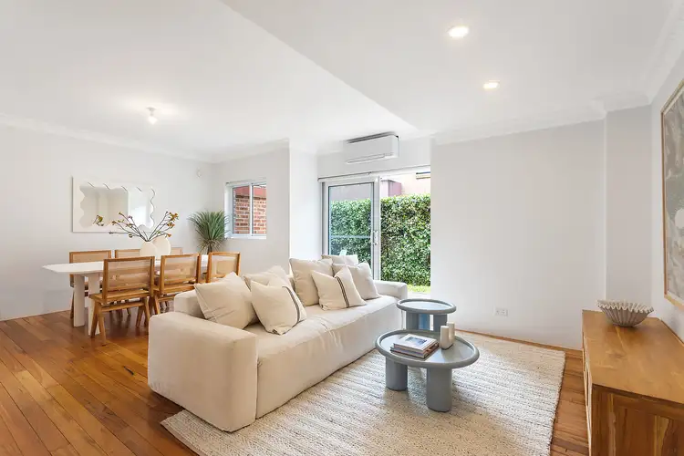 2/44 Portland Crescent