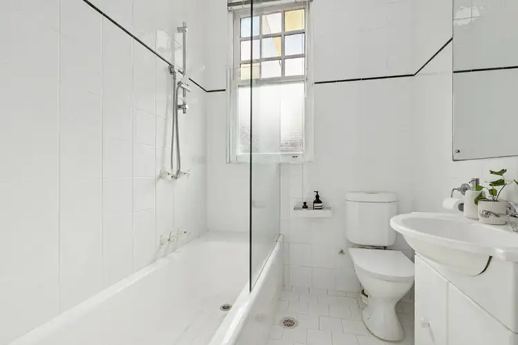 Sixth view of Homely apartment listing, 5/2 Calliope Street, Mosman NSW 2088