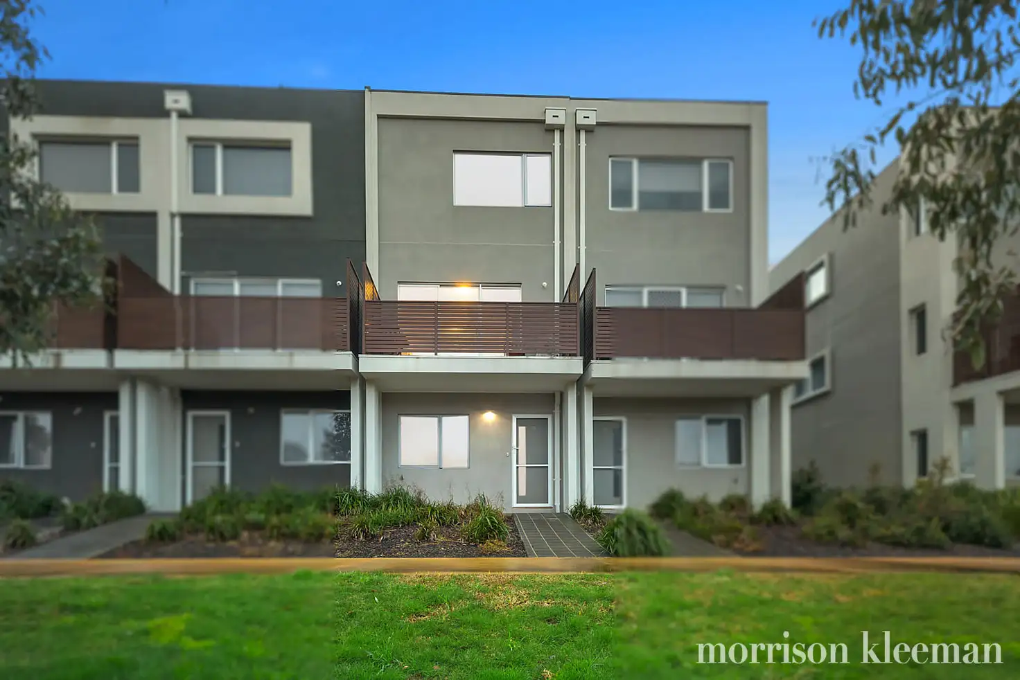 Main view of Homely townhouse listing, 39 Chanticleer Drive, Mernda VIC 3754
