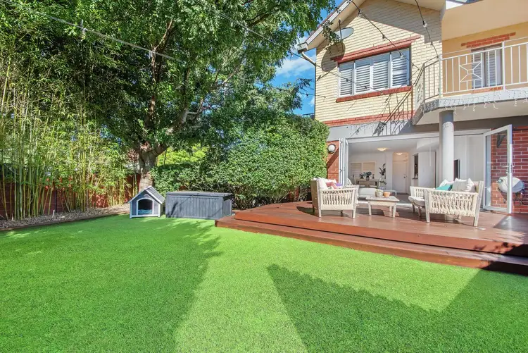 1/30 Hale Road