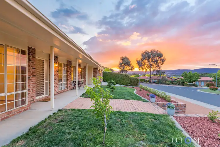 33 Kingscote Crescent, Bonython ACT 2905
