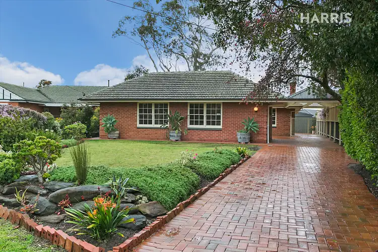 10 Gothic Road, Bellevue Heights SA 5050