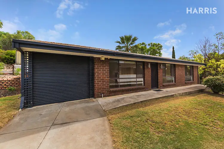16 Ella Crescent, O'halloran Hill SA 5158